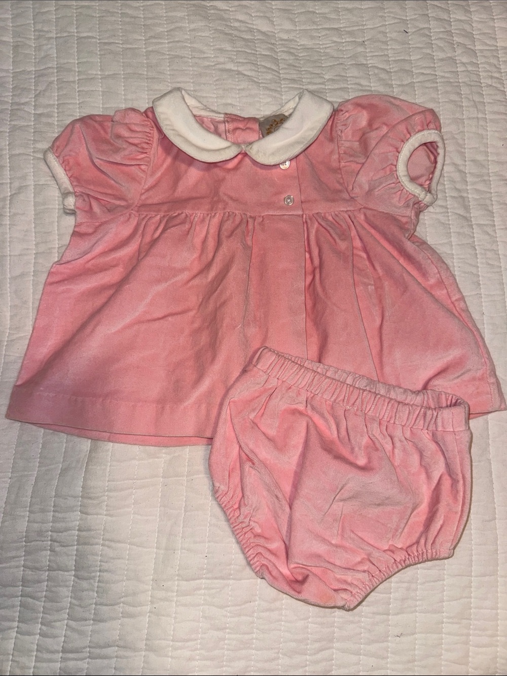 EUC TBBC Girls Pink Velour Set Size 2T